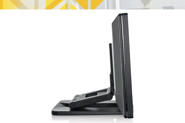 11. Máy trạm (workstation) All-in-One tốt nhất: HP Z1 Hầu hết các mẫu máy tính All-in-One (tất cả trong một) đều chú trọng về sự thuận tiện hơn hiệu suất. HP Z1 là ngoại lệ. HP Z1 được trang bị vi xử lý Intel Xeon, RAM 16 GB, card đồ họa Nvidia Quadro 4000M. Thiết bị sử dụng màn hình 27 inch IPS LED-backlit với độ phân giải 2560 x 1440 pixel, hỗ trợ góc nhìn rộng lên tới 180 độ và có thể lật xếp theo nhiều hướng khác nhau. HP đặc biệt chú trọng vào khâu thiết kế của phiên bản máy trạm mới, đáp ứng đầy đủ yêu cầu kĩ thuật và có thể tiết kiệm không gian tối đa. 11. Máy trạm (workstation) All-in-One tốt nhất: HP Z1 Hầu hết các mẫu máy tính All-in-One (tất cả trong một) đều chú trọng về sự thuận tiện hơn hiệu suất. HP Z1 là ngoại lệ. HP Z1 được trang bị vi xử lý Intel Xeon, RAM 16 GB, card đồ họa Nvidia Quadro 4000M. Thiết bị sử dụng màn hình 27 inch IPS LED-backlit với độ phân giải 2560 x 1440 pixel, hỗ trợ góc nhìn rộng lên tới 180 độ và có thể lật xếp theo nhiều hướng khác nhau. HP đặc biệt chú trọng vào khâu thiết kế của phiên bản máy trạm mới, đáp ứng đầy đủ yêu cầu kĩ thuật và có thể tiết kiệm không gian tối đa.