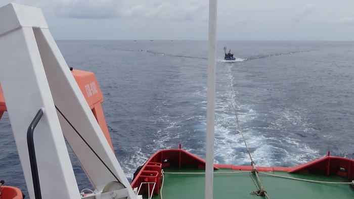 Nhiều tàu cá gặp nạn trên biển được các tàu hải quân ứng cứu. (Ảnh: CSB) Nhiều tàu cá gặp nạn trên biển được các tàu hải quân ứng cứu. (Ảnh: CSB)