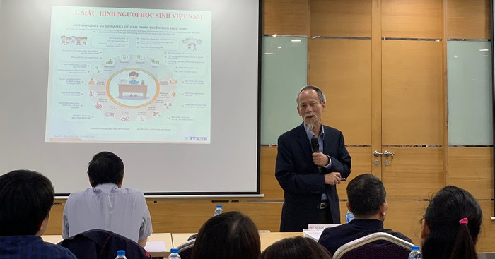 Theo chủ biên chương trình môn Tin học, điều kiện đầu tiên quyết định đến sự thành công của chương trình mới là sự hiểu biết, cách thức tiếp cận phải đúng. (Ảnh: Thùy Linh) Theo chủ biên chương trình môn Tin học, điều kiện đầu tiên quyết định đến sự thành công của chương trình mới là sự hiểu biết, cách thức tiếp cận phải đúng. (Ảnh: Thùy Linh)