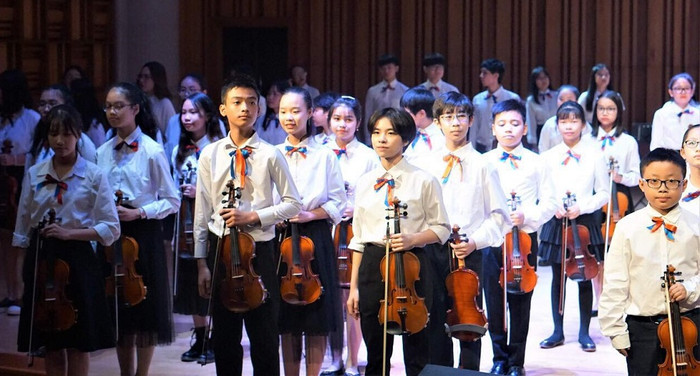 Học sinh khoa Dây tham gia biểu diễn Học sinh khoa Dây tham gia biểu diễn