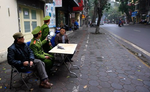 Hình ảnh Hà Nội "trảm" điểm trông xe ảnh 6 Hình ảnh Hà Nội "trảm" điểm trông xe ảnh 6