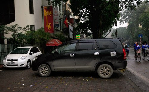 Hình ảnh Hà Nội "trảm" điểm trông xe ảnh 3 Hình ảnh Hà Nội "trảm" điểm trông xe ảnh 3