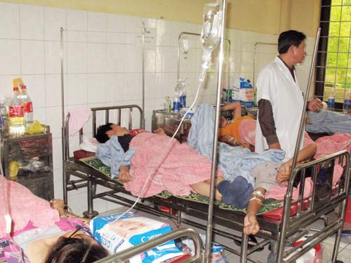 Chưa thể hết nằm ghép dù viện phí sẽ tăng