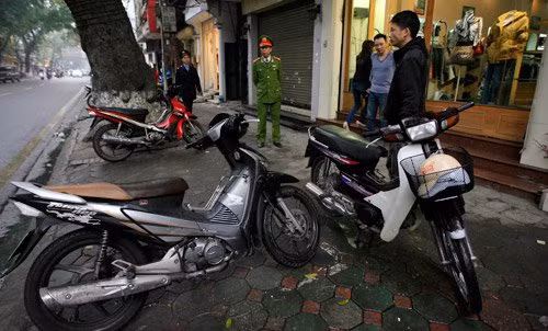 Hình ảnh Hà Nội "trảm" điểm trông xe ảnh 7