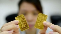 SJC từ chối mua lại chính sản phẩm vàng miếng của mình (ảnh nguồn: Báo Tuổi trẻ). SJC từ chối mua lại chính sản phẩm vàng miếng của mình (ảnh nguồn: Báo Tuổi trẻ).