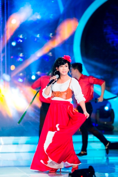 Tuy nhiên, cặp đôi thí sinh đã rất nhập tâm vào nhân vật và tạo nên một tiết mục vô cùng vui nhộn. Vẻ mặt biểu cảm của Minh Thuận khi hóa thân thành Cát Phượng trên sân khấu khiến cười xem không thể nhịn cười. Riêng Anh Duy đã thể hiện tròn vai chàng cướp biển Phan Đình Tùng với giọng ca vang khỏe và một khí chất rất mạnh mẽ.