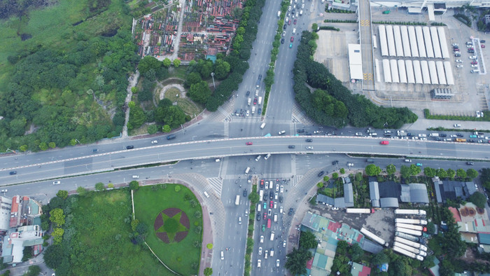 Khi nút giao tại Cổ Linh - cầu Vĩnh Tuy được triển khai thì đây sẽ là hầm chui thứ 6 của Thủ đô. Ảnh: Trung Dũng Khi nút giao tại Cổ Linh - cầu Vĩnh Tuy được triển khai thì đây sẽ là hầm chui thứ 6 của Thủ đô. Ảnh: Trung Dũng