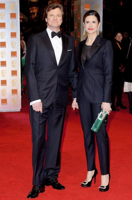 Thêm một hình ảnh nữa của cặp đôi này. Livia lần này đã thay đổi hình tượng của mình với phong cách thời trang men-wear Thêm một hình ảnh nữa của cặp đôi này. Livia lần này đã thay đổi hình tượng của mình với phong cách thời trang men-wear