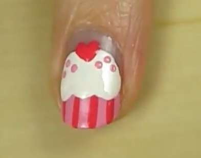 Có thể trang trí thêm bằng những chấm bi nho nhỏ Có thể trang trí thêm bằng những chấm bi nho nhỏ