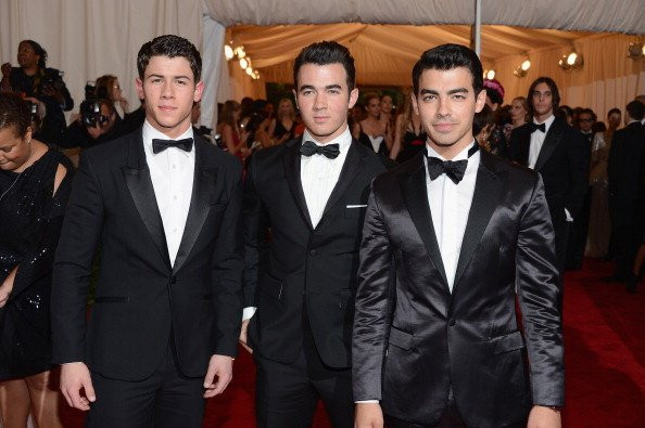 Ba anh em nhà Jonas Ba anh em nhà Jonas