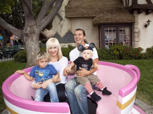 Hình ảnh dễ thương của cặp đôi Gwen Stefani và Gavin Rossdale trong vườn nhà