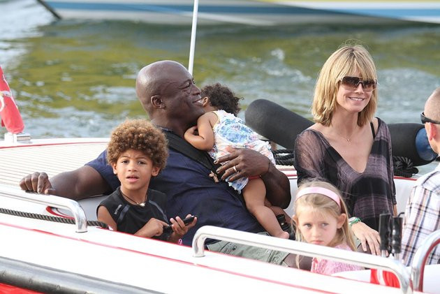 Seal và Heidi Klum trong kì nghỉ hè với cả gia đình Seal và Heidi Klum trong kì nghỉ hè với cả gia đình