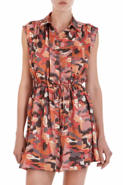 Với bộ váy đầy màu sắc này, đảm bảo rằng bạn sẽ làm "bừng sáng" cả văn phòng ngày đầu tuần