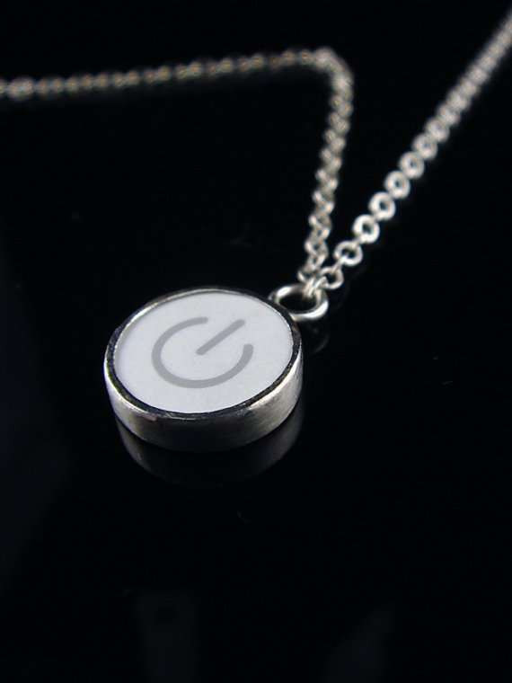 Hay "shut down" (tắt máy)... Hay "shut down" (tắt máy)...