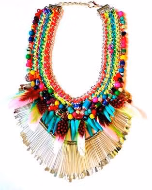 Đây lại là mẫu vòng cổ mang đậm nét châu Phi