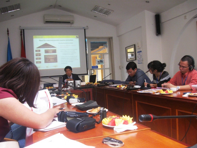 ESCAP công bố kết quả Điều tra Kinh tế - Xã hội khu vực Châu Á – Thái Bình Dương 2013. ESCAP công bố kết quả Điều tra Kinh tế - Xã hội khu vực Châu Á – Thái Bình Dương 2013.