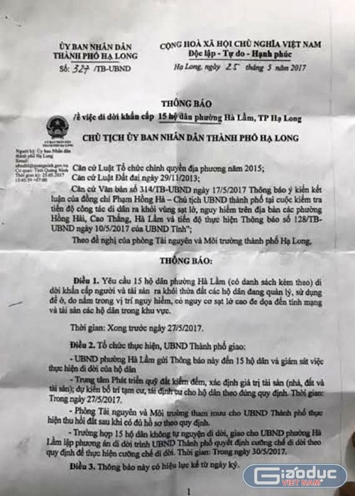Thông báo số 327/TB-UBND do ông Phạm Hồng Hà, Chủ tịch Ủy ban nhân dân Thành phố Hạ Long ký về việc di dời khẩn cấp 15 hộ dân phường Hà Lầm, Thành phố Hạ Long (ảnh L.A) Thông báo số 327/TB-UBND do ông Phạm Hồng Hà, Chủ tịch Ủy ban nhân dân Thành phố Hạ Long ký về việc di dời khẩn cấp 15 hộ dân phường Hà Lầm, Thành phố Hạ Long (ảnh L.A)