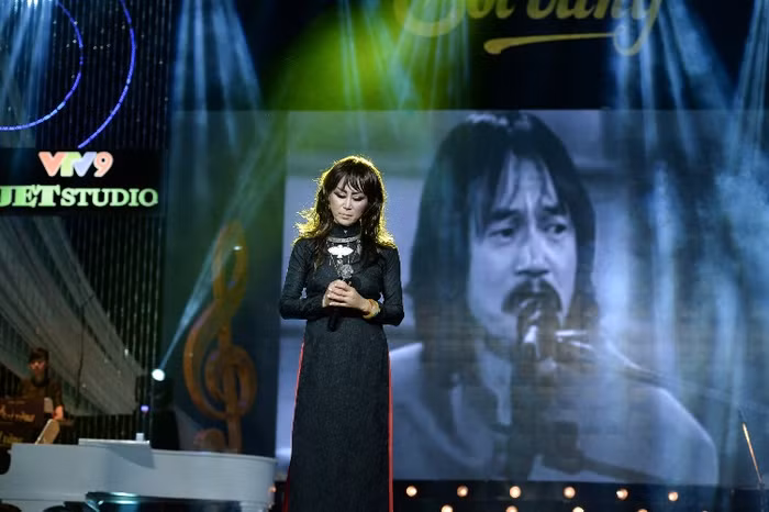 Hai tình khúc Lời gọi chân mây và Vũng lầy của chúng ta đã làm nức lòng hàng triệu khán giả cả yêu mến cặp đôi này. Cả hai cùng hát và nương tựa nhau trong 2 tác phẩm ghi dấu ấn sâu đậm trong lòng người hâm mộ.