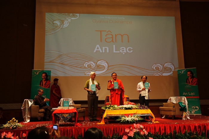 Đức Nhiếp Chính Vương Gyalwa Dokhampa tham gia tọa đàm Doanh nhân và Hạnh phúc ảnh 3