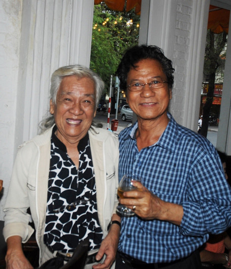 Chế Linh với nhạc sĩ Thế Nhân.