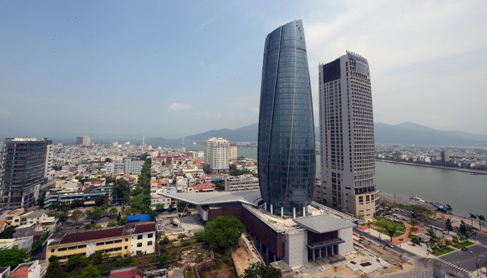 Cán bộ, viên chức Đà Nẵng đi học Tiến sĩ được hỗ trợ 15 triệu đồng. Ảnh: TT