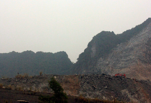 Hiện trường nơi xảy ra vụ tai nạn Hiện trường nơi xảy ra vụ tai nạn