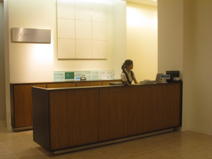 Các quầy thanh toán không bận rộn...