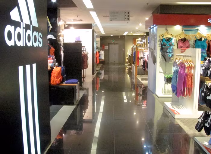 Tuy nhiên, khách hàng đến Parkson Thái Hà lại ngày càng thưa thớt.