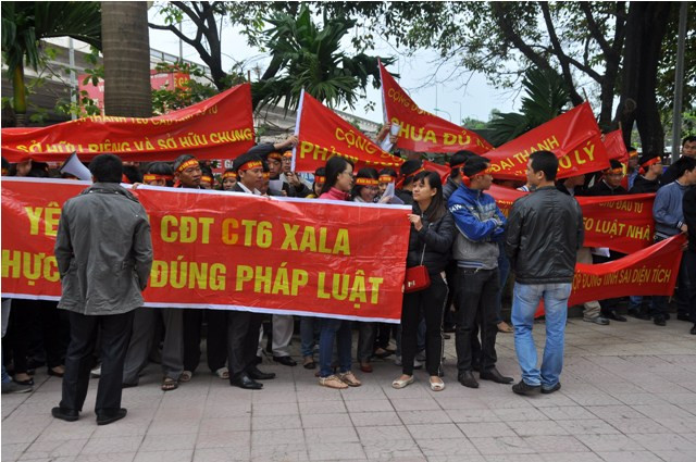 Khách hàng phản đối cách tính diện tích căn hộ sai quy định của chủ đầu tư Đại Thanh, không thống nhất một bản hợp đồng chung.