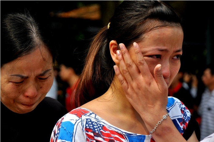 Giới trẻ là những người chưa từng được gặp Đại tướng nhưng khi đến viếng người cũng không thể ngừng nước mắt. Giới trẻ là những người chưa từng được gặp Đại tướng nhưng khi đến viếng người cũng không thể ngừng nước mắt.