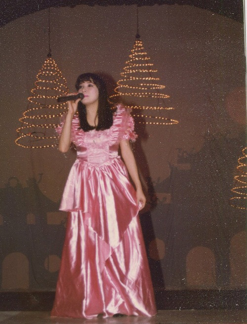 Ở thời kì đỉnh cao của sự nghiệp, ca sĩ Bảo Yến từng tạo ra những cơn sốt bằng những bài hát và hình ảnh của mình khi xuất hiện trước công chúng, bên cạnh chị còn là biểu tượng lớn về thời trang. Ở thời kì đỉnh cao của sự nghiệp, ca sĩ Bảo Yến từng tạo ra những cơn sốt bằng những bài hát và hình ảnh của mình khi xuất hiện trước công chúng, bên cạnh chị còn là biểu tượng lớn về thời trang.