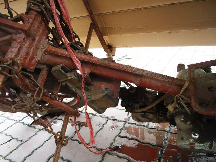 Các bộ phận bằng sắt đã được sơn chống gỉ kỹ càng: Đảm bảo sử dụng tốt trong môi trường nhiệt đới gió mùa ẩm ướt và mưa lũ quanh năm của ngước ta - người Việt dùng hàng Việt ?!. Các bộ phận bằng sắt đã được sơn chống gỉ kỹ càng: Đảm bảo sử dụng tốt trong môi trường nhiệt đới gió mùa ẩm ướt và mưa lũ quanh năm của ngước ta - người Việt dùng hàng Việt ?!.