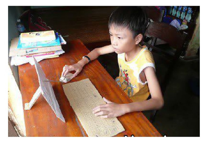 Ai nói em không có máy tính dùng nào? - "màn hình" siêu mỏng luôn nhé ! Ai nói em không có máy tính dùng nào? - "màn hình" siêu mỏng luôn nhé !