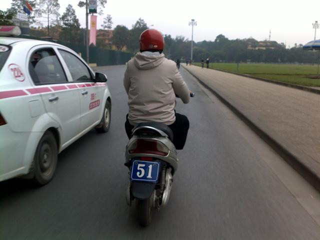 Cũng là có "biển số" xe mà !