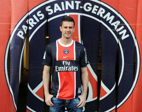 Thiago Motta (Inter sang PSG, trị giá 8,4 triệu bảng). HLV Ranieri khẳng định sẽ làm tất cả để giữ chân Motta. Nhưng sức hấp dẫn từ PSG, nơi đáp ứng mọi nhu cầu về tiền bạc, thách thức, trải nghiệm mới và sự cộng tác với hai nhân vật nổi tiếng - HLV Ancelotti và Giám đốc Thể thao Leonardo, vẫn khiến Motta quyết tâm ra đi. Thiago Motta (Inter sang PSG, trị giá 8,4 triệu bảng). HLV Ranieri khẳng định sẽ làm tất cả để giữ chân Motta. Nhưng sức hấp dẫn từ PSG, nơi đáp ứng mọi nhu cầu về tiền bạc, thách thức, trải nghiệm mới và sự cộng tác với hai nhân vật nổi tiếng - HLV Ancelotti và Giám đốc Thể thao Leonardo, vẫn khiến Motta quyết tâm ra đi.