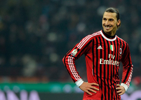 Zlatan Ibrahimovic lại động chân động tay?
