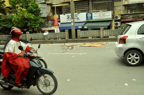 Hiện trường vụ tai nạn thương tâm