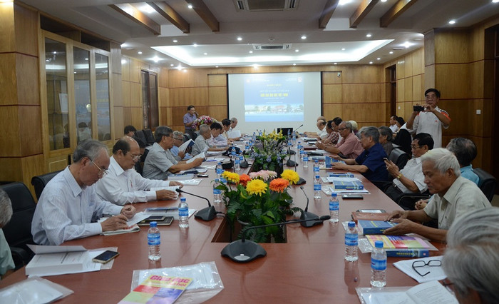 Quang cảnh lễ ra mắt cuốn sách "Một số tư liệu về đổi mới giáo dục đại học Việt Nam giai đoạn 1987 – 1997” (Ảnh: Thùy Linh)