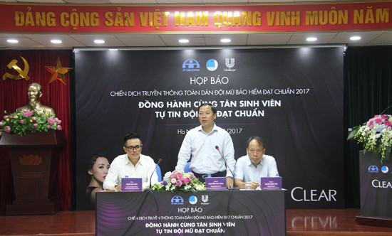 Buổi họp báo phát động chiến dịch toàn dân đội mũ bảo hiểm đạt chuẩn năm 2017 (Ảnh: Hải Đăng) Buổi họp báo phát động chiến dịch toàn dân đội mũ bảo hiểm đạt chuẩn năm 2017 (Ảnh: Hải Đăng)