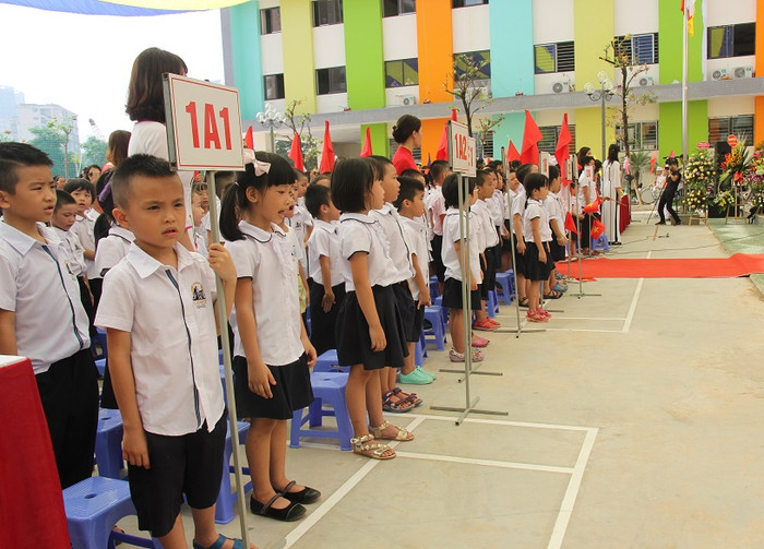 Ngày khai giảng đầu tiên của Nhà trường Ngày khai giảng đầu tiên của Nhà trường