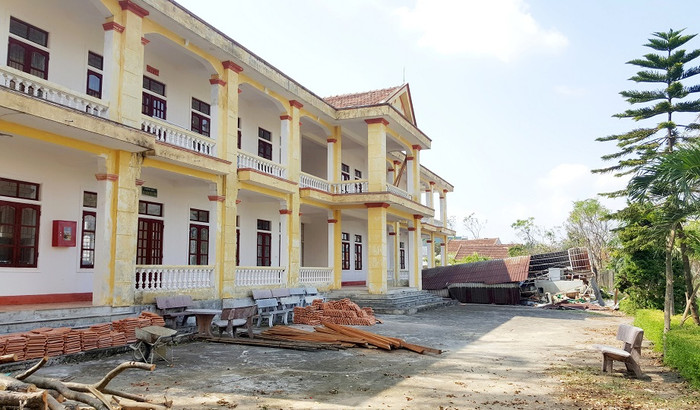 Khung cảnh Trường Trung học phổ thông Kỳ Anh, tỉnh Hà Tĩnh sau cơn bão số 10