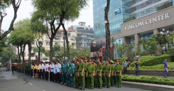 Đông đảo các lực lượng tham gia diễn tập PCCC. Đông đảo các lực lượng tham gia diễn tập PCCC.