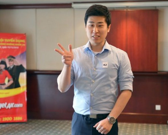 Phân thi phỏng vấn bằng tiếng Anh lưu loát của chàng trai Seungmin Shin (đến từ Hàn Quốc) Phân thi phỏng vấn bằng tiếng Anh lưu loát của chàng trai Seungmin Shin (đến từ Hàn Quốc)