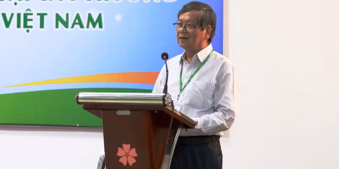 Tiến sĩ Vũ Ngọc Hoàng: Tôi có người thầy, suốt 3 năm đại học chỉ hỏi, không dạy!