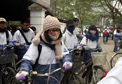 Hà Nội vẫn duy trì rét hại trong vài ngày nữa (Ảnh: Quang Phong) Hà Nội vẫn duy trì rét hại trong vài ngày nữa (Ảnh: Quang Phong)