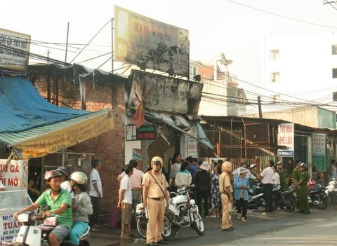 Hiện trường tiệm chăn nệm Kim Sương bị cháy. Hiện trường tiệm chăn nệm Kim Sương bị cháy.