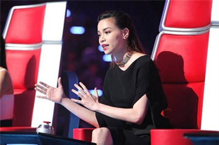 Hà Hồ xinh đẹp trong vị trí Huấn luyện viên của The Voice Hà Hồ xinh đẹp trong vị trí Huấn luyện viên của The Voice