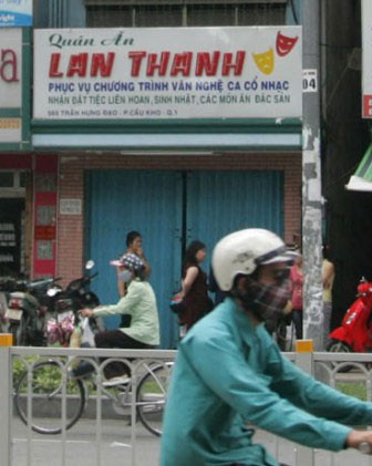 Chết vì... ca vọng cổ ảnh 1