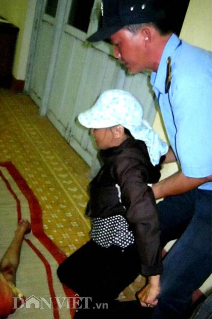 Xe khách rơi xuống sông, 34 người tử vong ảnh 2 Xe khách rơi xuống sông, 34 người chết, Tin tức trong ngày, tai nan giao thong, xe khach roi xuong song, tai nan, hien truong tai nan, nguoi chet, cuu ho, tai nan kinh hoang, xe khach,