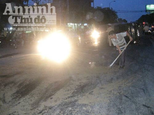 Bị xe tải “thổi” bay, thoát chết khó tin ảnh 6 Bị xe tải “thổi” bay, thoát chết khó tin, Tin tức trong ngày,